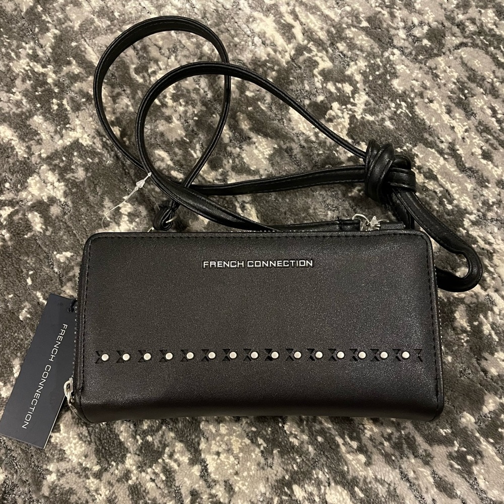 FRENCH CONNECTION Lucy Smooth Womens Wallet Double Zip Crossbody Black Purse Bag